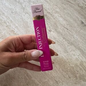 TOO FACED LIP INJECTION GLOSS